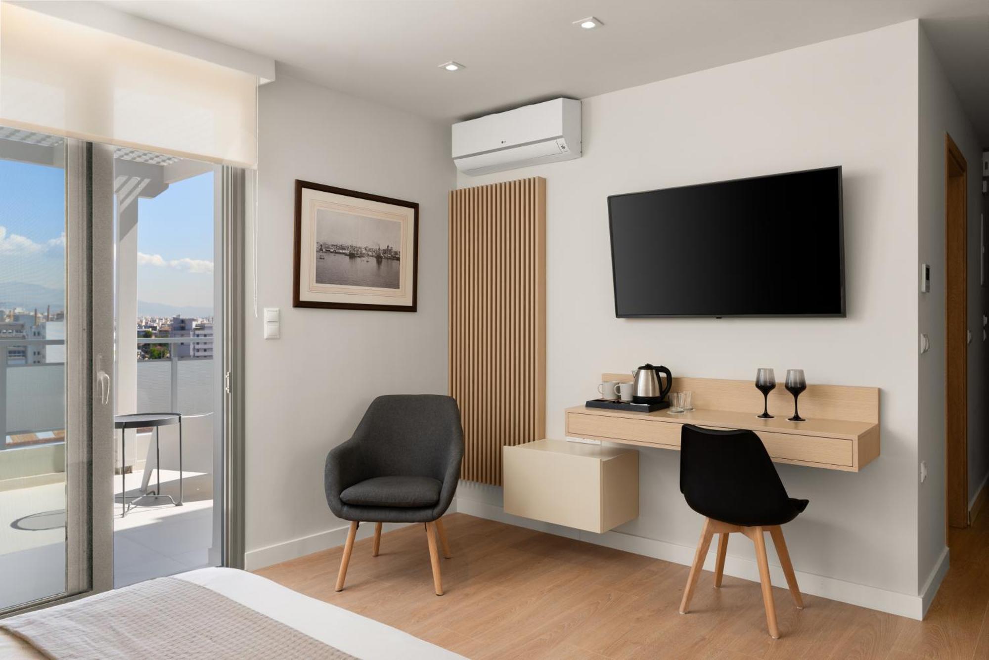 Hotel Gallery Port 4*